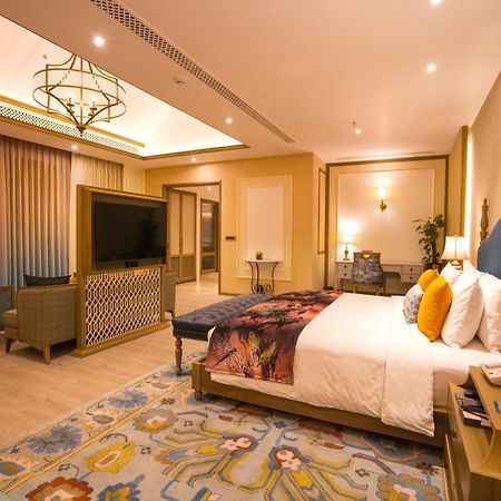 Taj Corbett Resort And Spa Uttarakhand Рамнаґар Екстер'єр фото