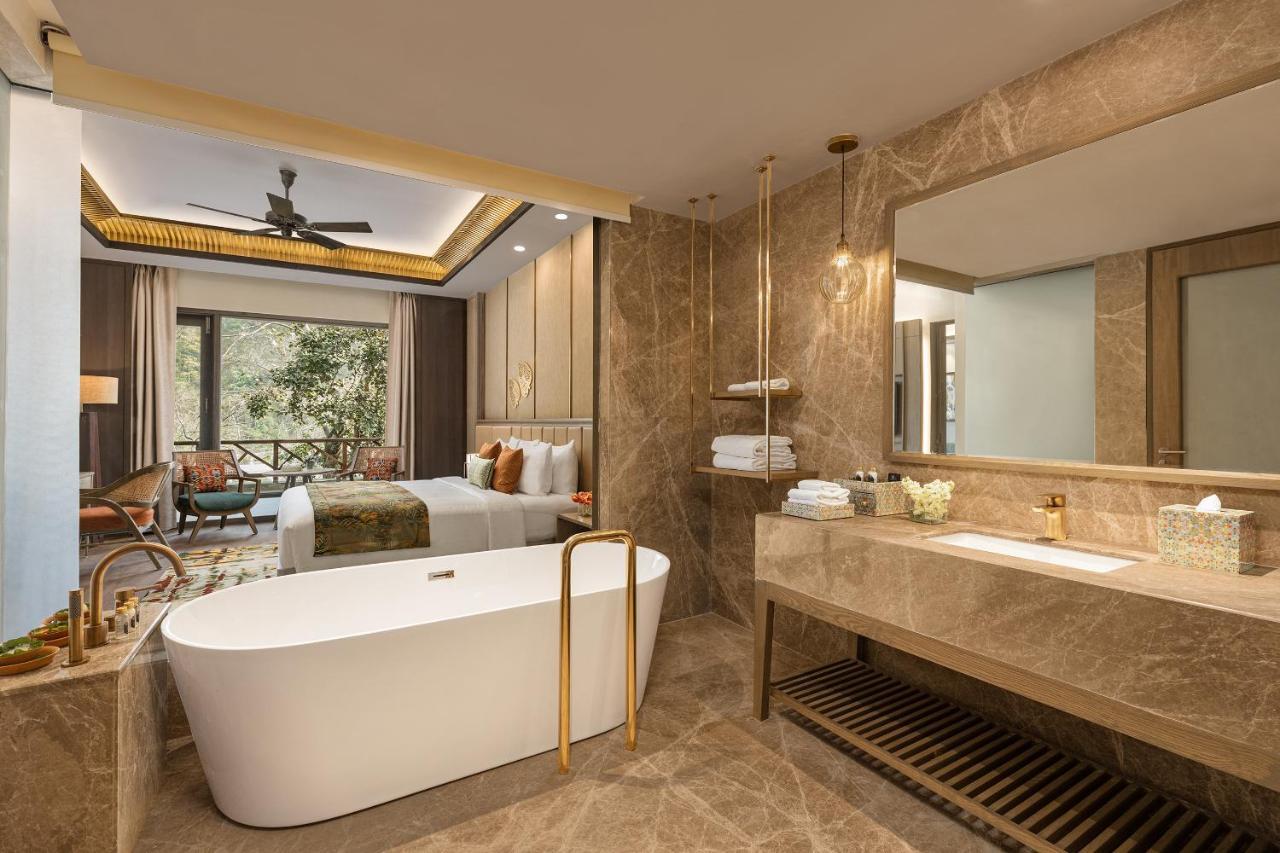 Taj Corbett Resort And Spa Uttarakhand Рамнаґар Екстер'єр фото