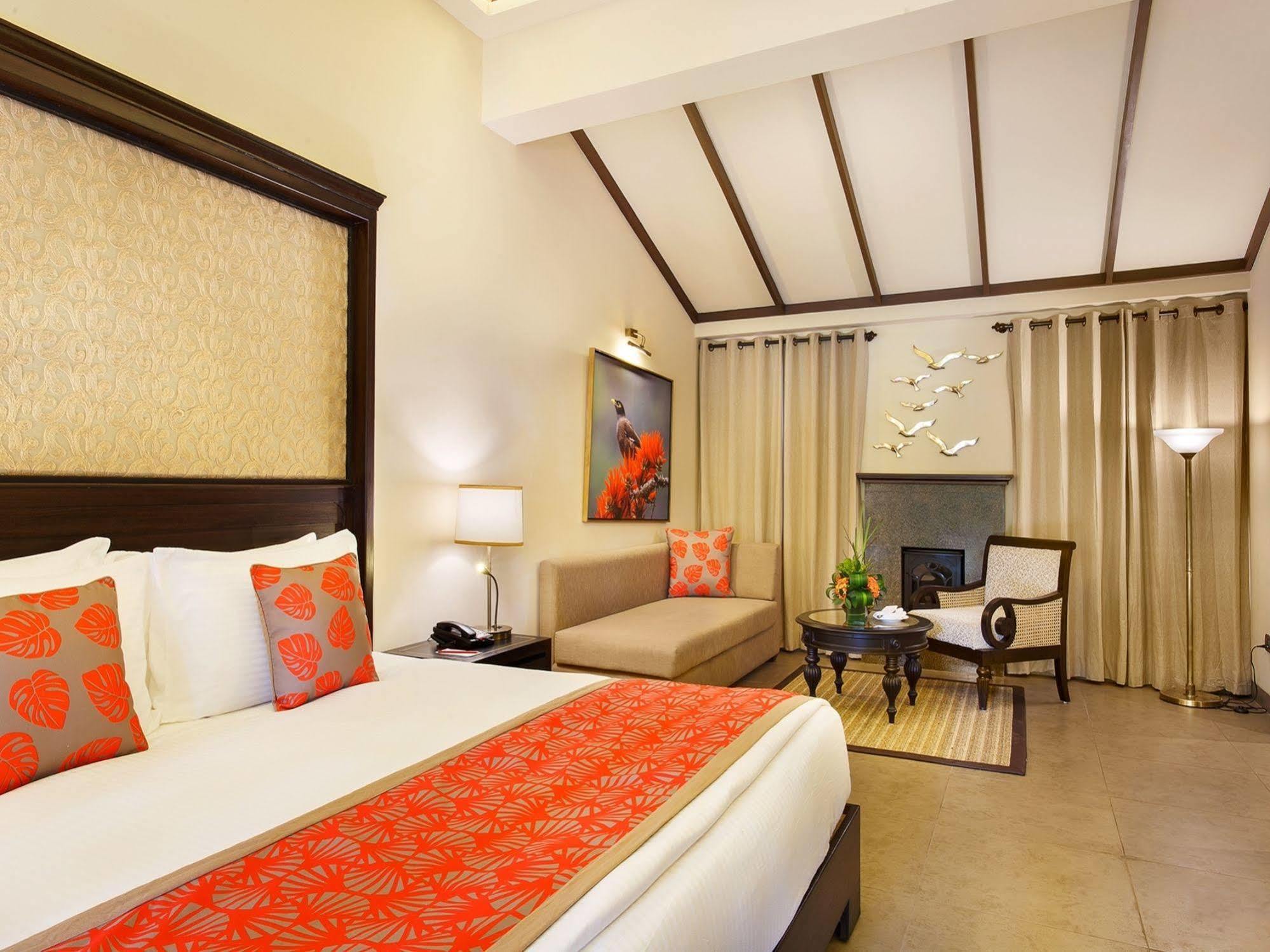 Taj Corbett Resort And Spa Uttarakhand Рамнаґар Екстер'єр фото